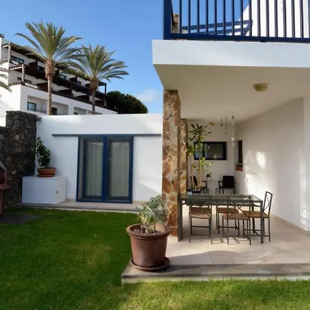 Villa 106073 -villa In Puerto Calero